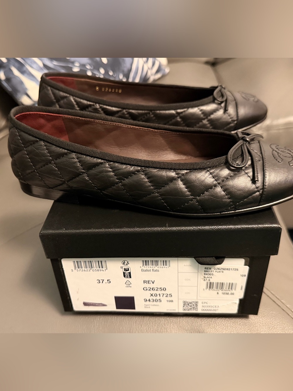 Chanel Quilted Leather Ballet Flats in Black